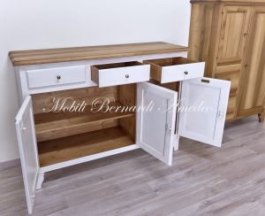 Country style solid wood kitchen cabinets with custom finishes